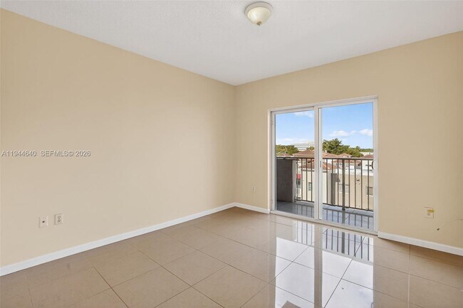 Building Photo - 11060 SW 196th St