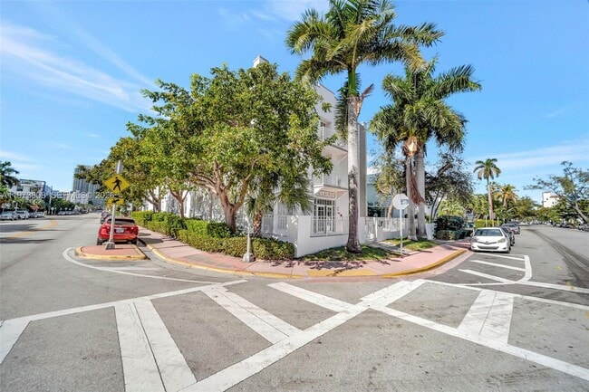 Building Photo - 1502 Jefferson Ave