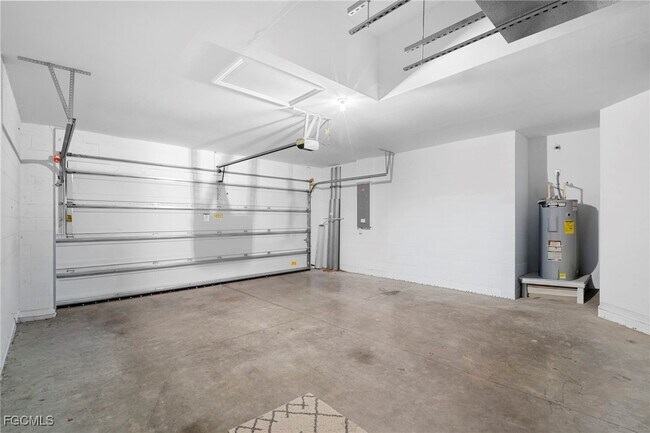 Building Photo - 4290 Dutchess Park Rd