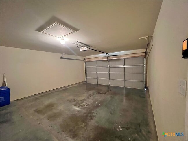 Building Photo - 2006 Griffin Dr