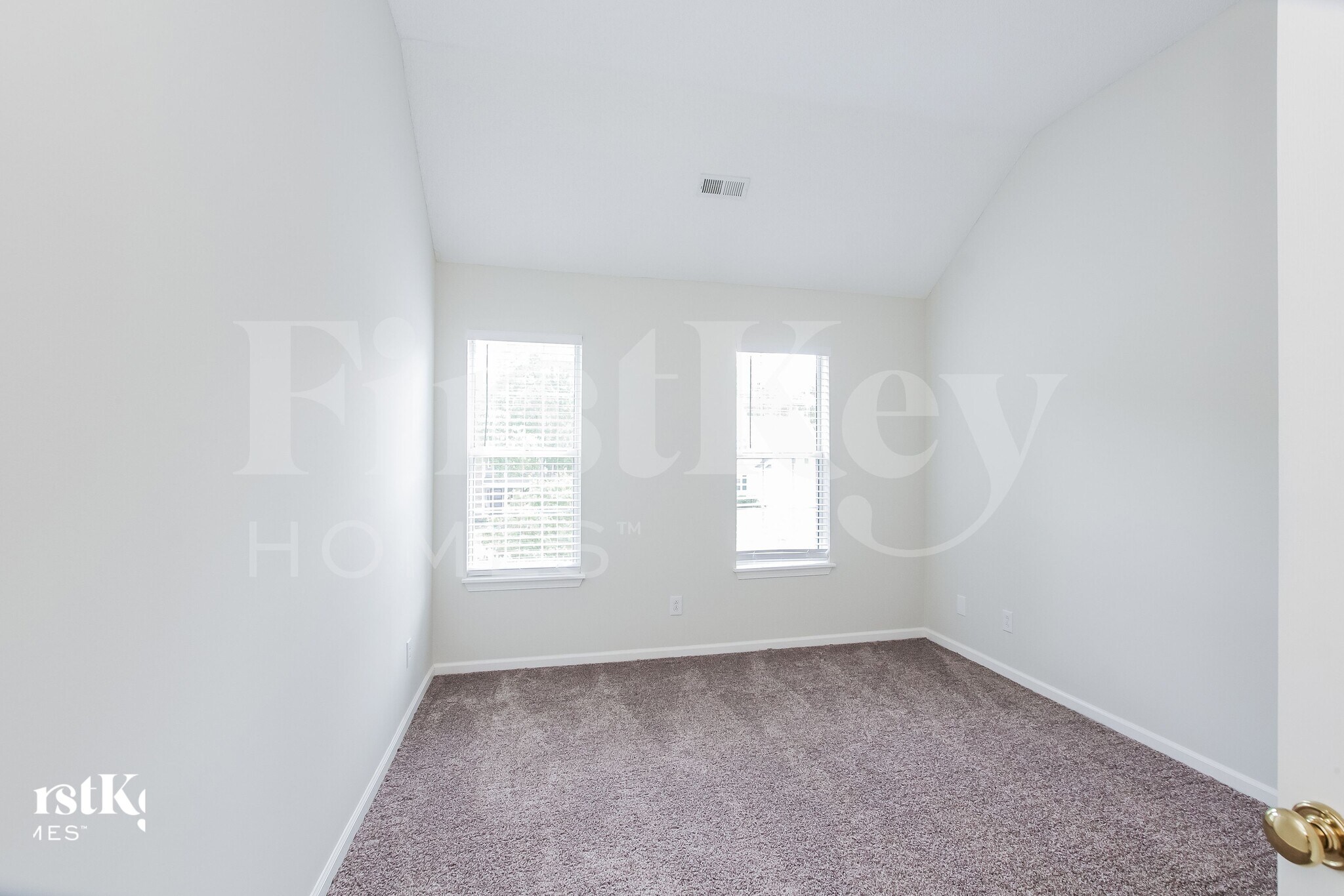 Building Photo - 7031 Reedy Creek Rd