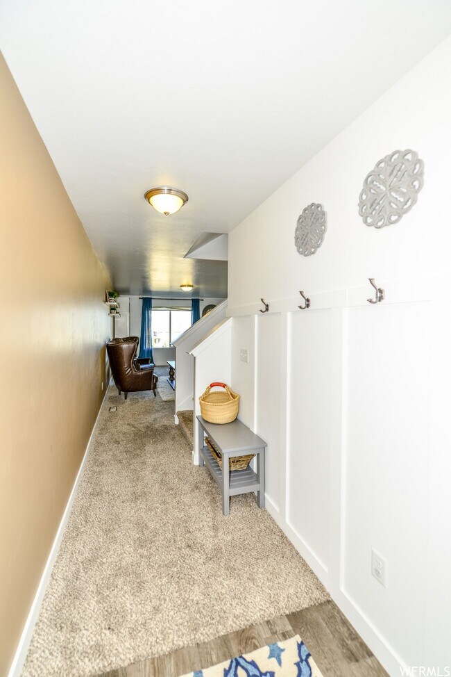 Building Photo - 15030 Gallant Dr