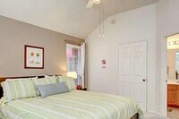 Building Photo - 3 Gilded Crest Ct