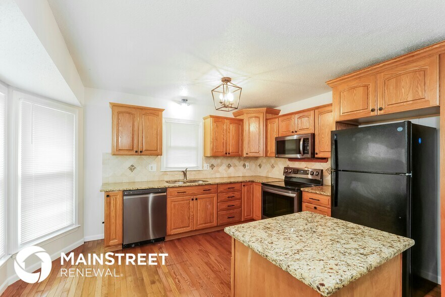 Building Photo - 16505 East 29th St Ct S