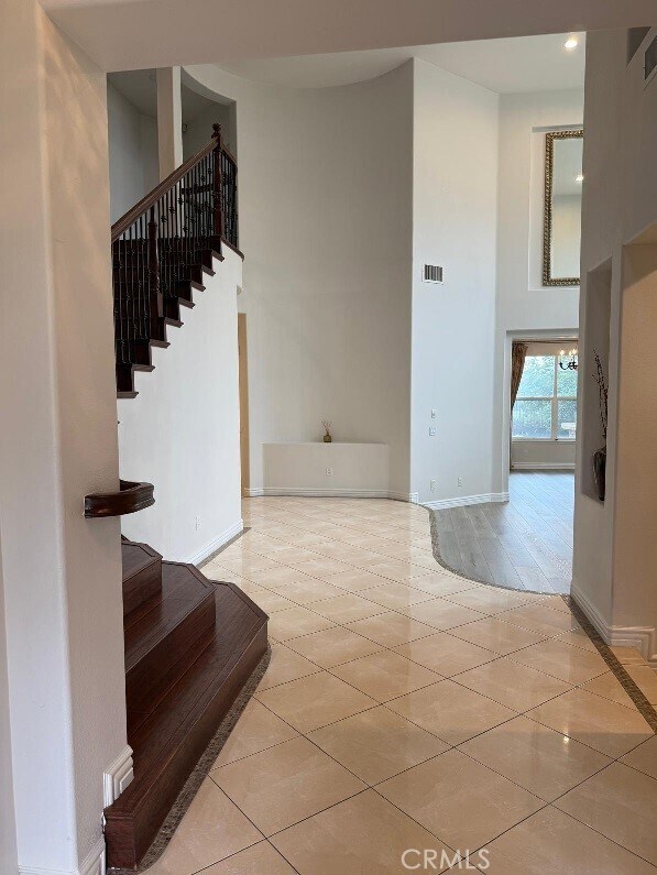 Building Photo - 27761 Daisyfield Dr