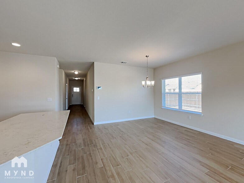 Building Photo - 2444 Lobo Landing Cove