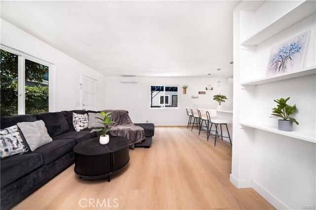 Building Photo - 1011 W Myrtle St