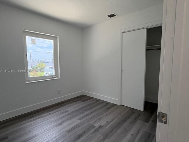 Building Photo - 3368 NW 51st Terrace