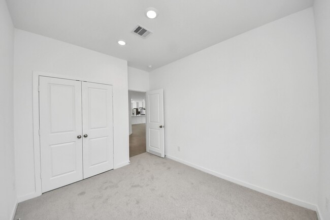 Building Photo - 26903 Zebra Grass Dr