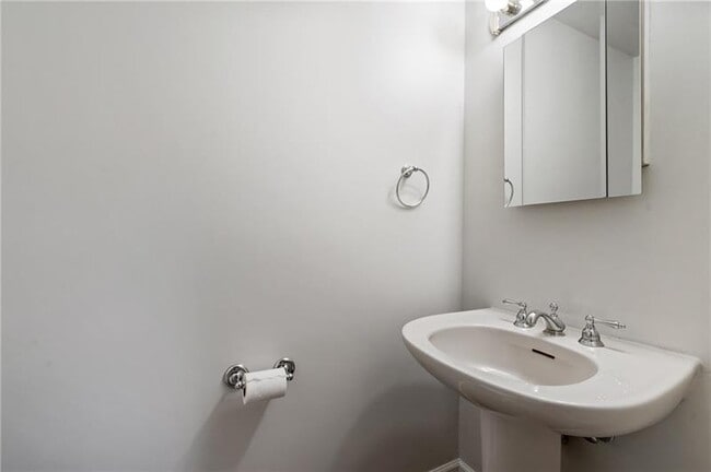 Building Photo - 2609 Fox Chase Ct