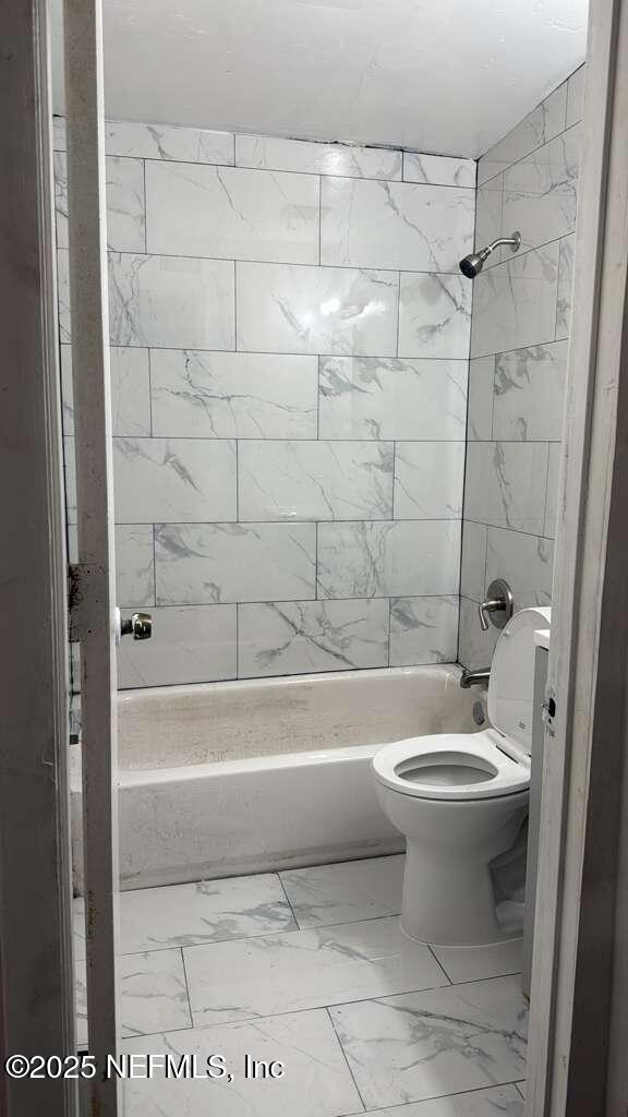 Building Photo - 1631 W 14th St