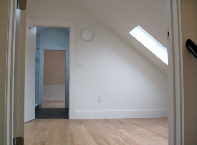 Building Photo - 20 Beechwood Ave