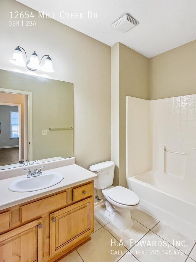 Building Photo - 12654 Mill Creek Dr