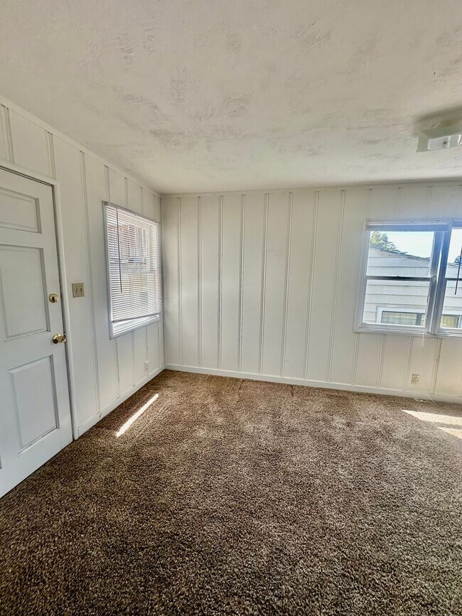 Building Photo - 6bedroom house full of charm steps from UC Berkeley!