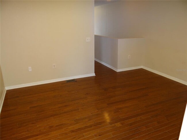 Building Photo - 4651 Ashburn Square Dr