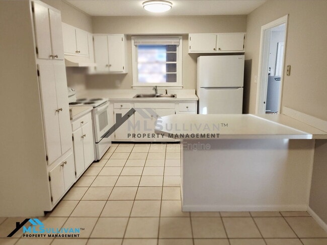 Building Photo - 1521 Euclid Rd