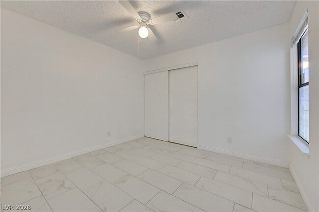 Building Photo - 313 Crosswind Way
