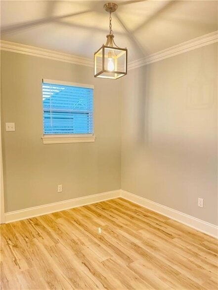 Building Photo - 619 Lavoisier St