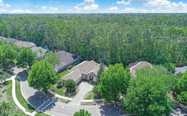 Building Photo - 822 Black Cherry Dr S