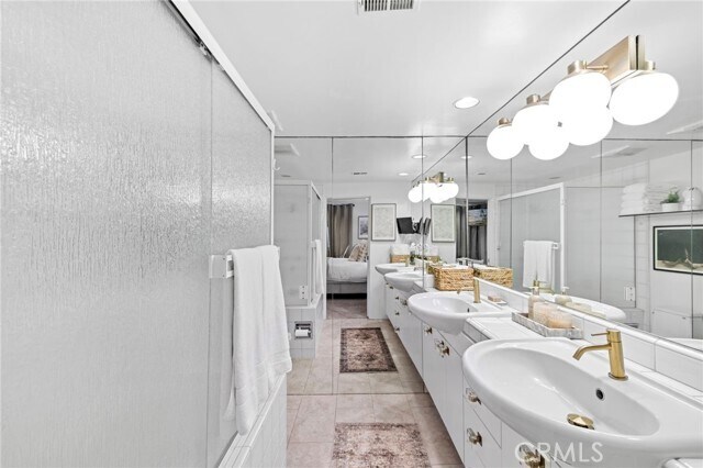 Building Photo - 1585 S Coast Hwy