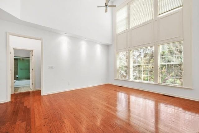 Building Photo - 585 Marylebone Dr