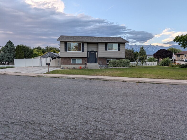 Building Photo - 528 Hindley Dr