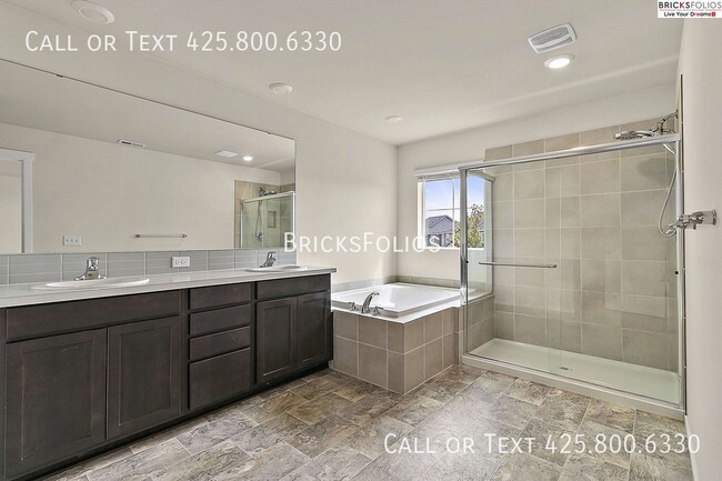 Building Photo - 18722 106th Ave Ct E