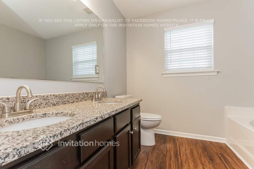 Building Photo - 115 Laporte Ln