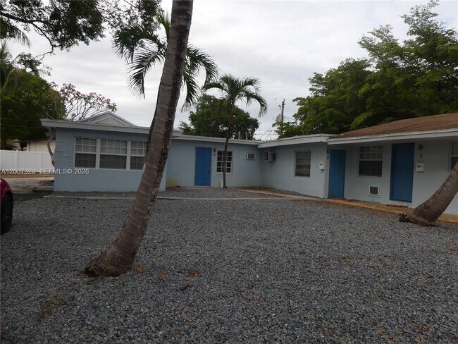 Building Photo - 161-165-165 NW 40th St