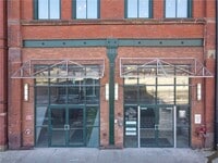 Building Photo - 635 W Lakeside Ave