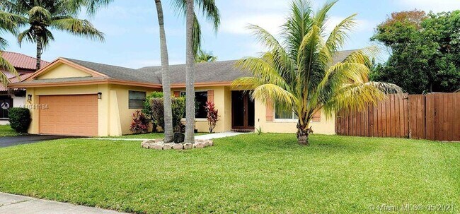 Building Photo - 6991 NW 20th Ct