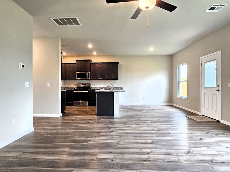 Building Photo - 1708 Amaranth Ln