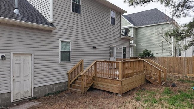 Building Photo - 404 W 29th St