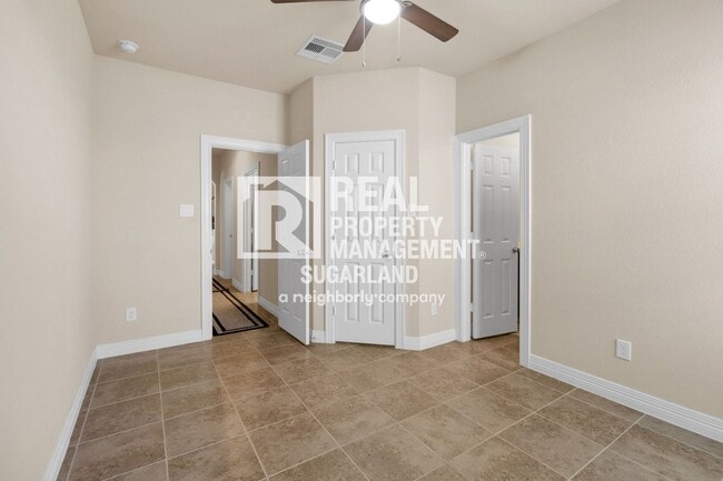 Building Photo - 18607 Pelham Grove Ln