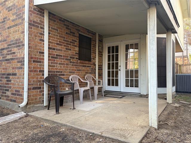 Building Photo - 500 Button Willow Ct