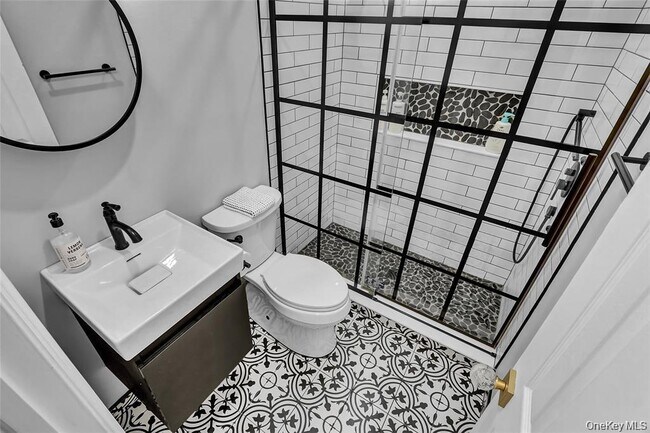 Building Photo - 1 Anchorage Way