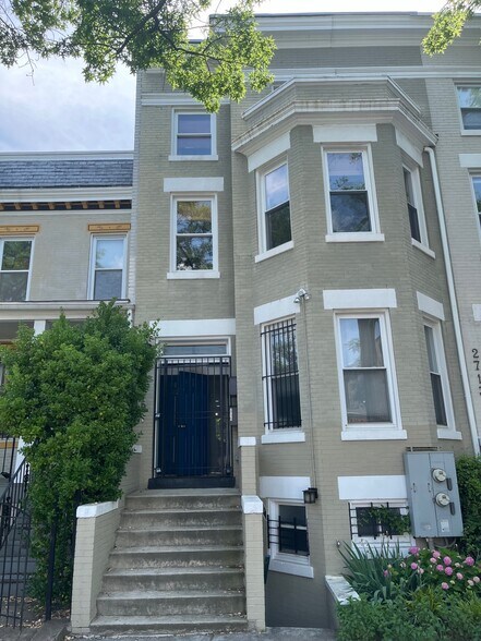 Primary Photo - 2715 11th St NW