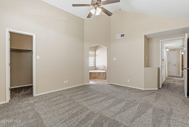 Building Photo - 10910 Acoma St