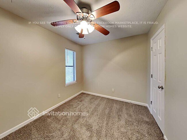 Building Photo - 3364 Dearwood Dr SW