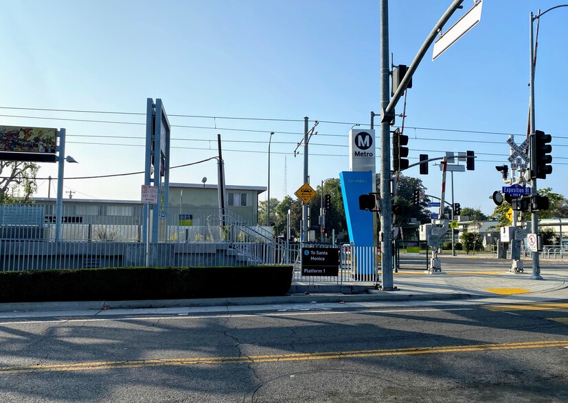 Building Photo - 4403 1/2 W Exposition Blvd