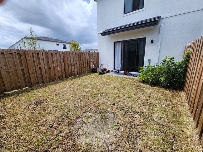 Building Photo - 10892 SW 232nd Ter