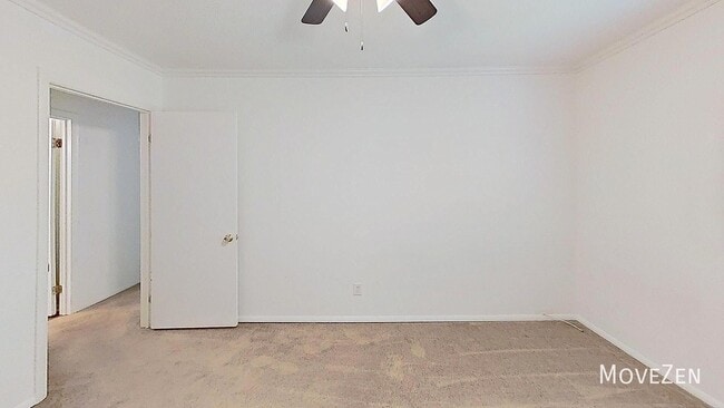 Building Photo - 5813 Nottoway Ct