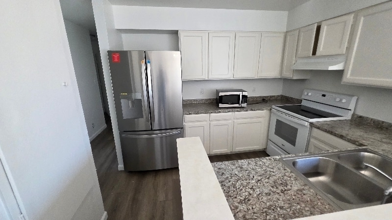 Building Photo - 6370 Monaco St