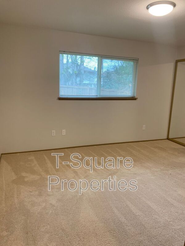 Building Photo - 14616 57th Dr SE