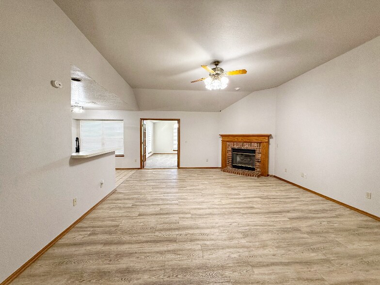 Building Photo - 6605 NW 134th St