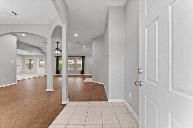 Building Photo - 21322 Hannover Pines Dr