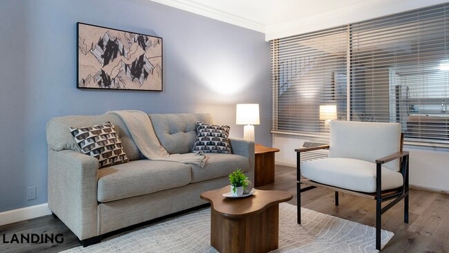 Building Photo - 2851 Maingate Village Cir