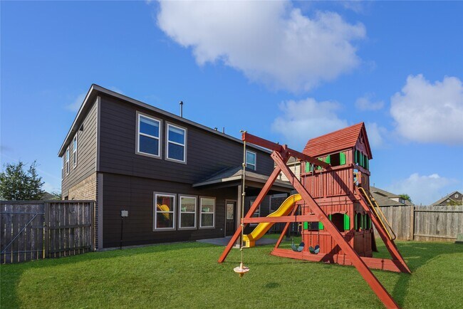 Building Photo - 10622 Dawn Pine Forest Trail