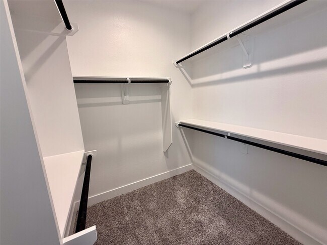 Building Photo - 12946 Rio Mariano Ln