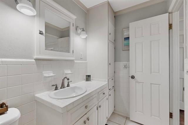 Building Photo - 2728 Ridgeview Ln